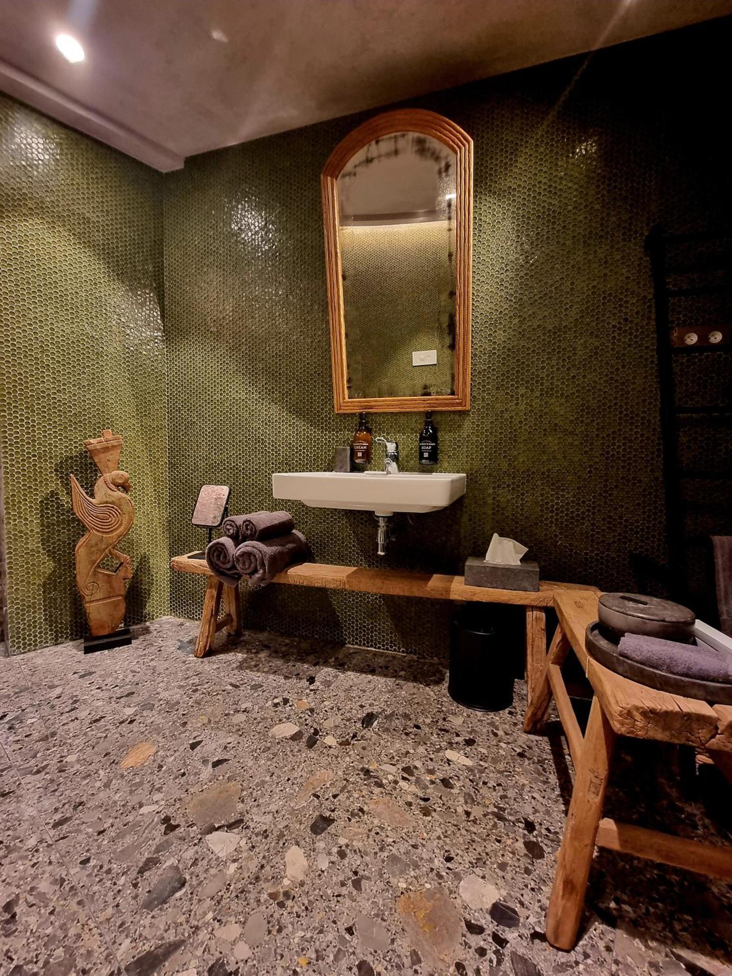 Unique Boutique Hotel Antibes Juan-Les-Pins Bagian luar foto