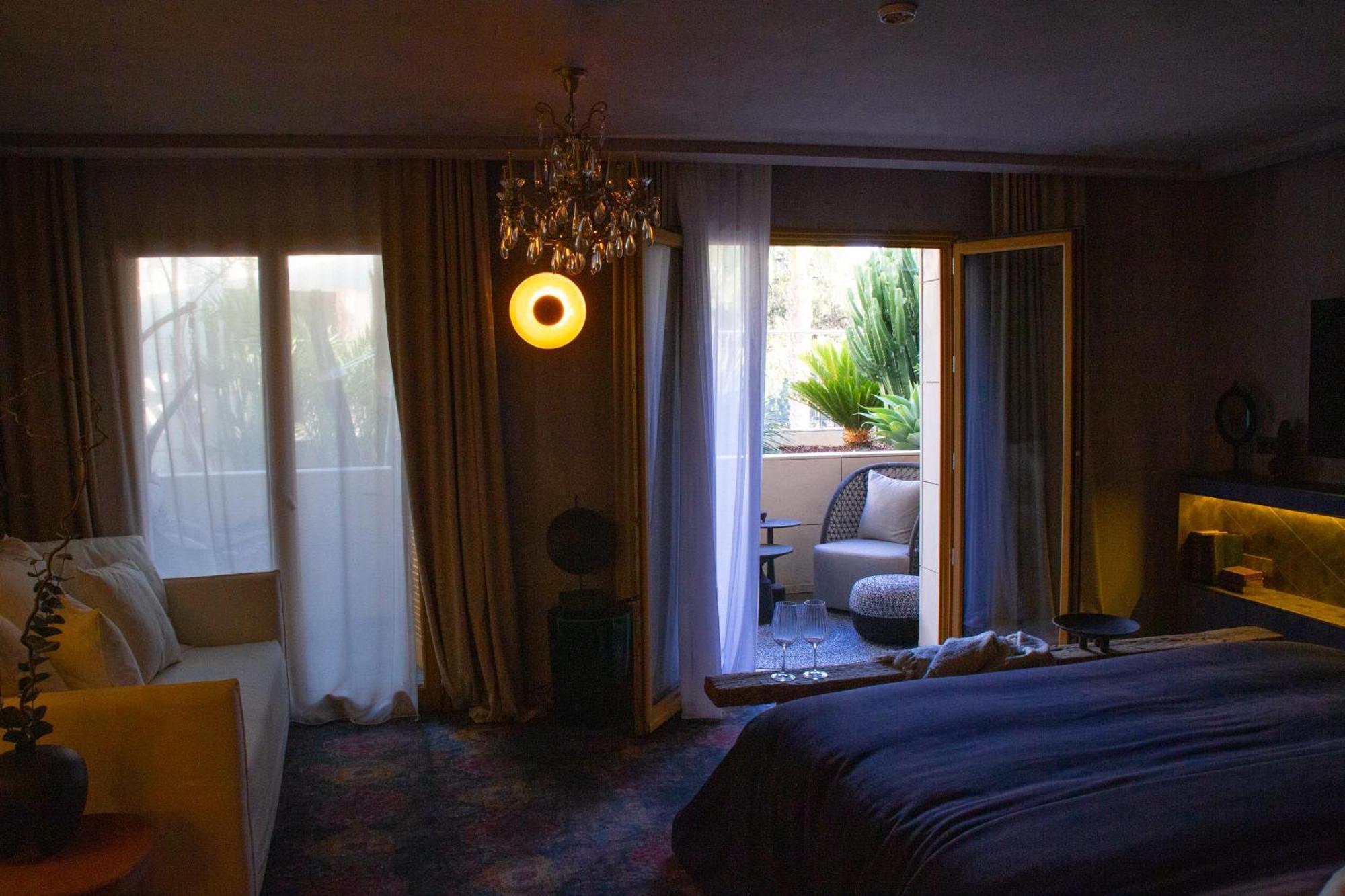 Unique Boutique Hotel Antibes Juan-Les-Pins Bagian luar foto
